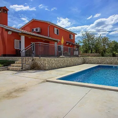 Marina With Private Pool *
