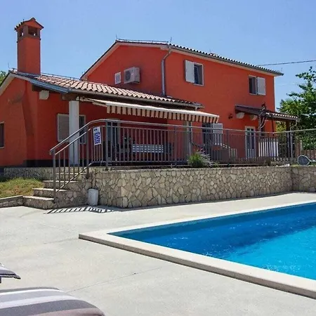Marina With Private Pool *